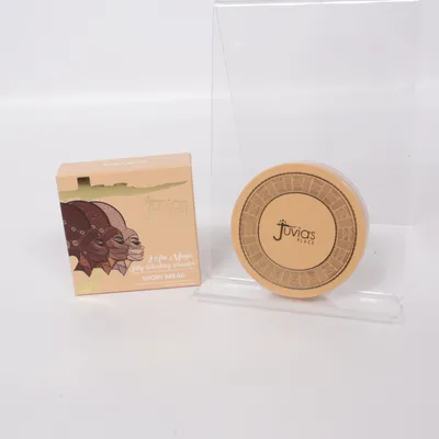 Puder (I Am Magic Silky Finishing Powder, Short Bread) från Juvia's Place