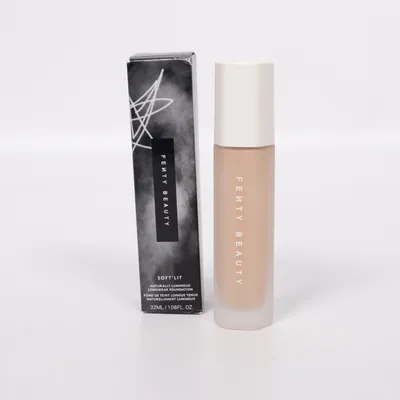 Foundation (Soft'Lit) fra Fenty Beauty