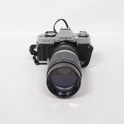 Analog systemkamera (Xg-1, 1:3.5   1-200mm) från Minolta