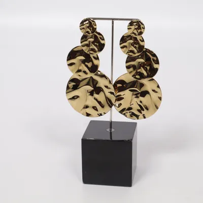 Örhängen (Guldfärgad) från Dyrberg/Kern Okänd metall