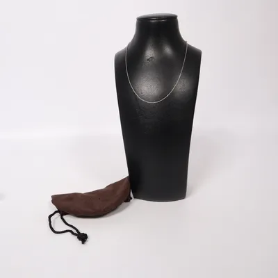 Halsband (Silverfärgad) från Ani Silver