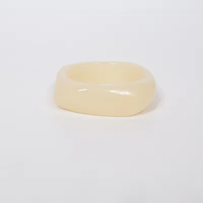 Armring (Beige) Okänd metall