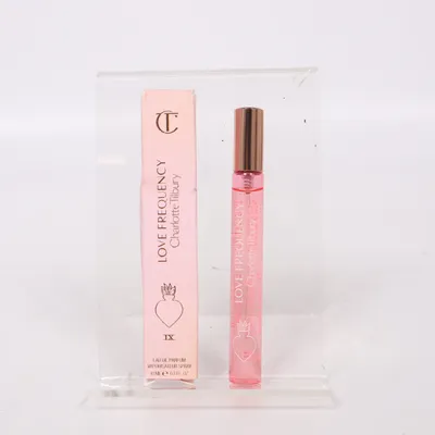 Eau de Parfum (Love Frequency) från Charlotte Tilbury