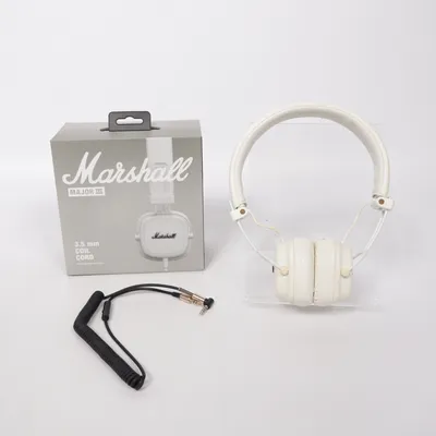 Hörlurar (MAJOR III) från Marshall