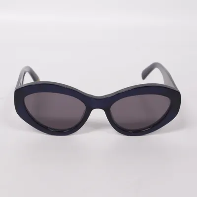 Solbriller (Just Right) fra Chimi Eyewear x Elsa Hosk