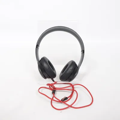Headphones (Solo) from Beats