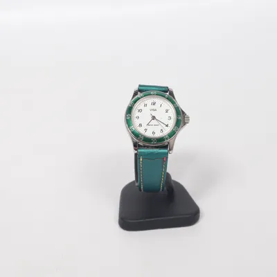 Montre (Rouge, Bleu, Vert) de Visa