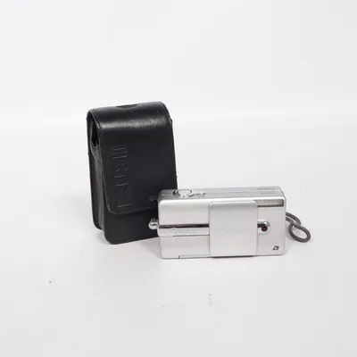 Analog kompaktkamera (Ixus III) från Canon