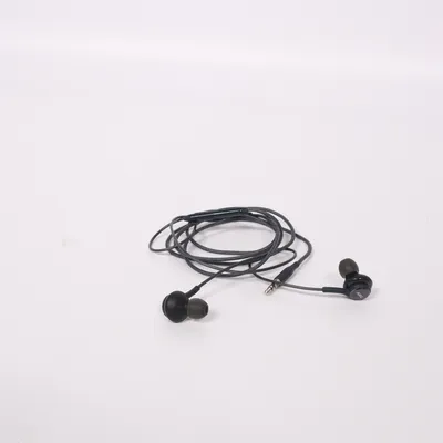 Hörlurar (Svart) från AKG