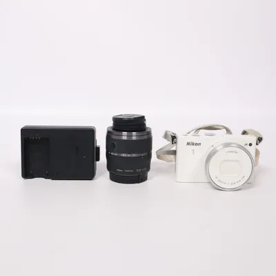 Systemkamera (Nikon 1 J4) från Nikon