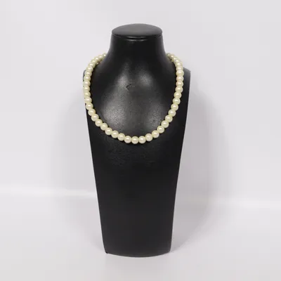 Halsband (Beige) Okänd metall