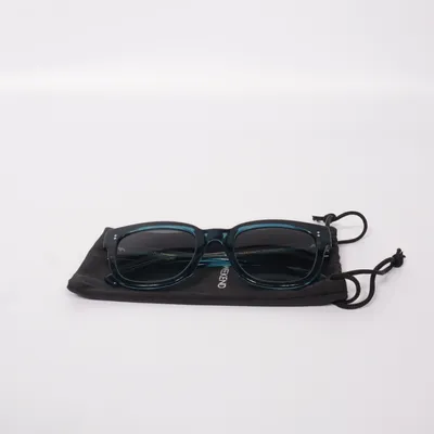 Solglasögon (Blå) från MessyWeekend