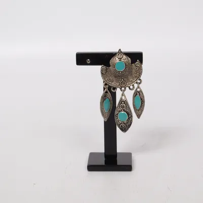 Clip on earrings (Silver, Turquoise) Unknown metal