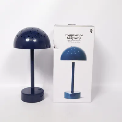Bordslampa (Blå) från Flying Tiger