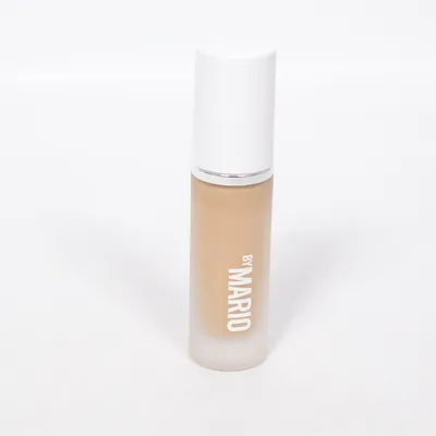 Foundation (Surrealskin) från Makeup by Mario