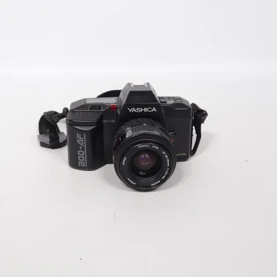 Spiegelreflexcamera (200-AF Yashica  AF 35-70mm 1:33-4.5 Mcro) van Yashica