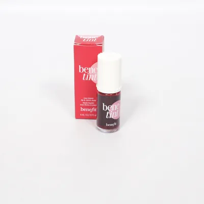 Lipgloss (Bene Tint) van Benefit