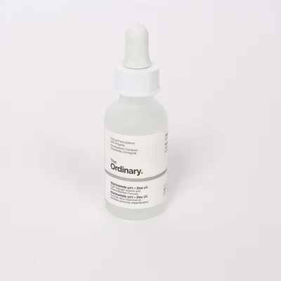 Peeling (Niacinamide 10% + Zinc 1%) from The Ordinary