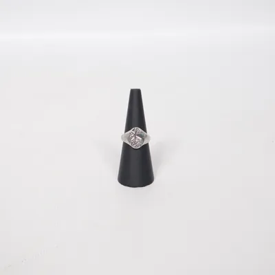 Klackring (Silverfärgad) Okänd metall