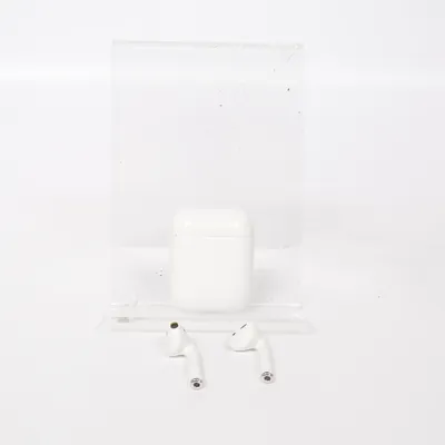 AirPods (Vit) från Apple