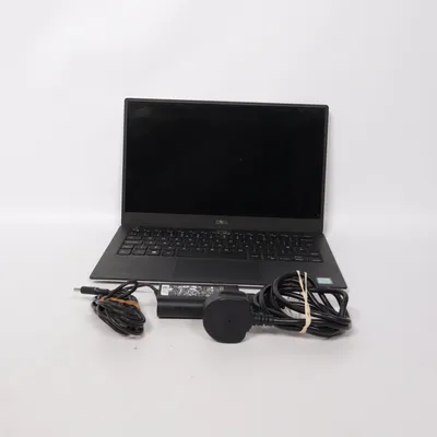 Laptop (P54G) from Dell