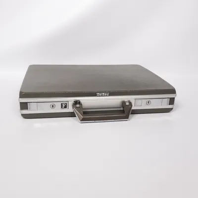 Portfölj (Grå) från Delsey