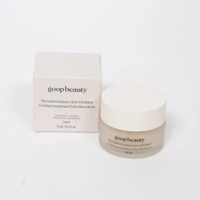 Ansiktspeeling (Microderm Instant Glow Exfoliator) från Goop