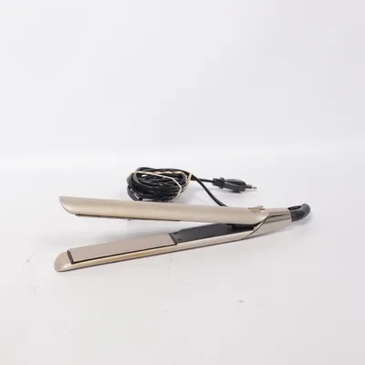 Hair straightener from Remington