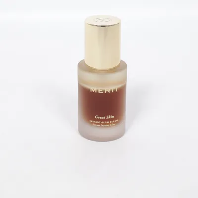 Serum (Great Skin Instant Glow Serum) fra Merit