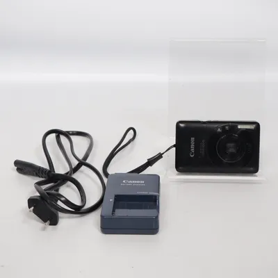 Digitale Kompaktkamera (Ixus 100 Is) von Canon