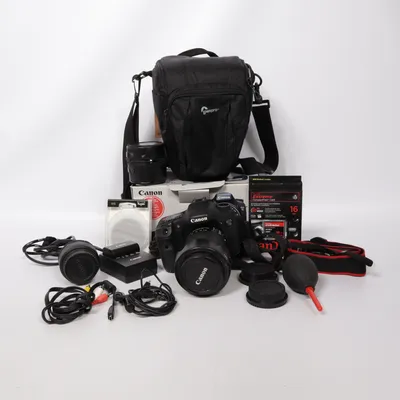 Systemkamera (EOS 7D) från Canon