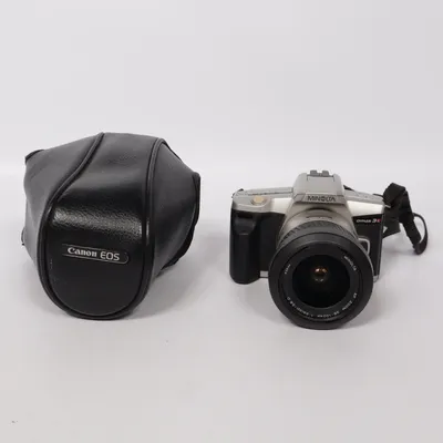 Analog systemkamera (DYNAX 3L) från Minolta