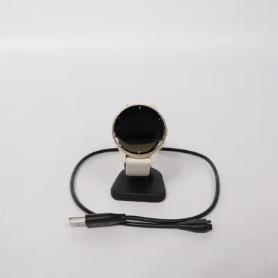 Smartwatch (Vit, Svart, Guldfärgad) från Garmin