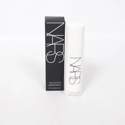 Setting spray (Light Reflecting) från Nars