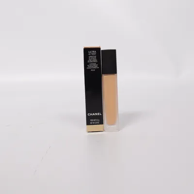 Concealer (ULTRA LE TEINT) från Chanel