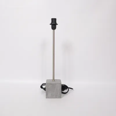 Table lamp (T03P3509) from Intertek