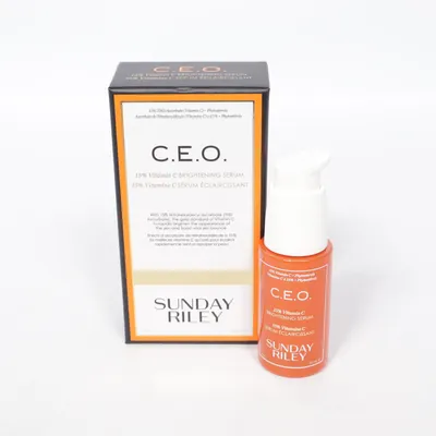 Serum (C.E.O. 15% Vitamin C Brightening Serum) från Sunday Riley