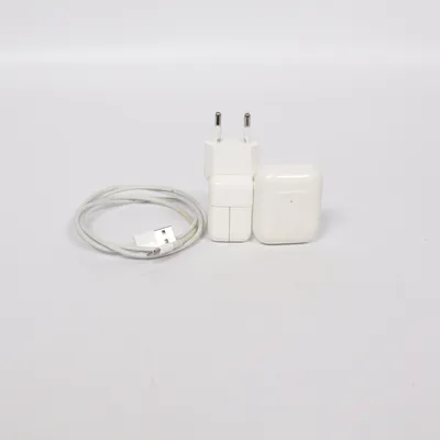 AirPods (Vit) från Apple