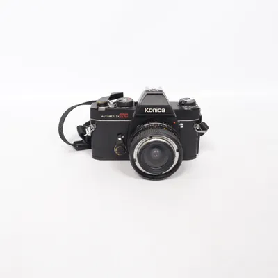 Analog systemkamera (Autoreflex TC) från Konica