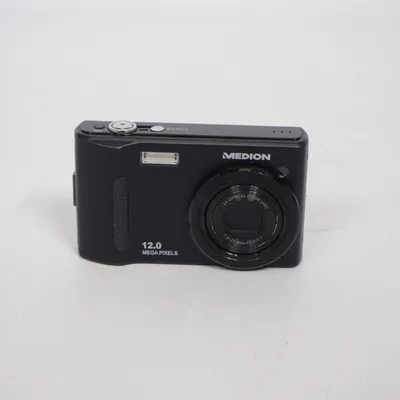 Digital compact camera (Md 85866 - 7.3-21.9mm F2.8-5.1) from Medion