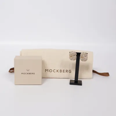 Örhängen (Guldfärgad) från Mockberg Okänd metall