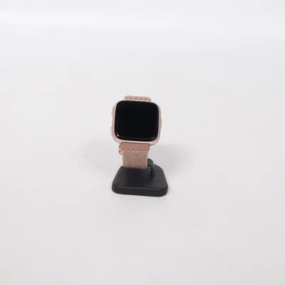 Smartwatch (Beige) från FitBit