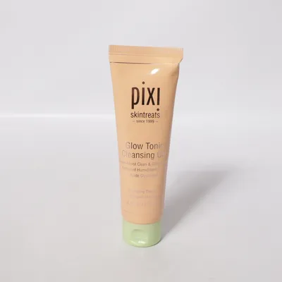 Ansiktsrengöring (Glow Tonic Cleansing Gel) från Pixi