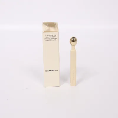 Face massage tool (360 Cooling Eye Applicator) from MAC