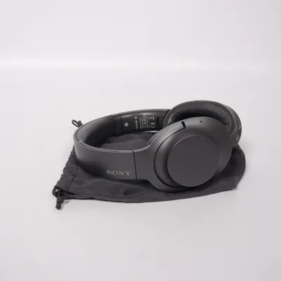 Hörlurar (WH-H900N) från Sony