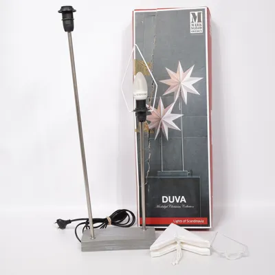 Bordslampa (DUVA) från Markslöjd