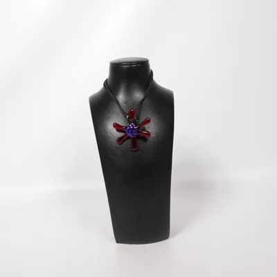 Halsband (Röd, Svart, Blå) från Lills Glas