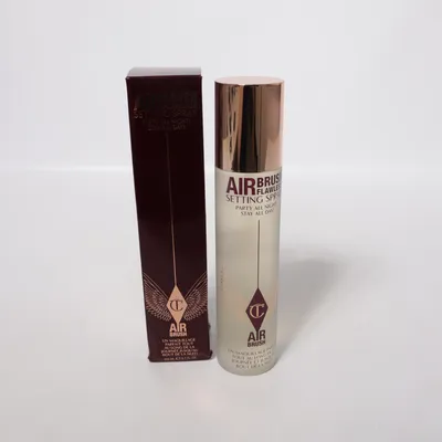 Brume fixatrice (Airbrush Flawless ) de Charlotte Tilbury