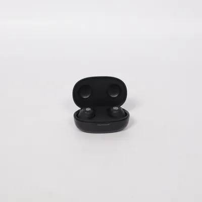 Headphones (Black) from Urbanista