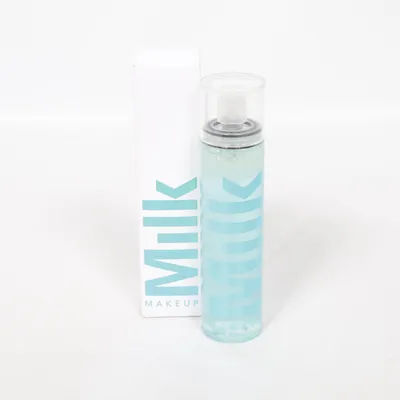 Setting spray (Hydro Grip Set + Refresh Spray) van Milk Makeup